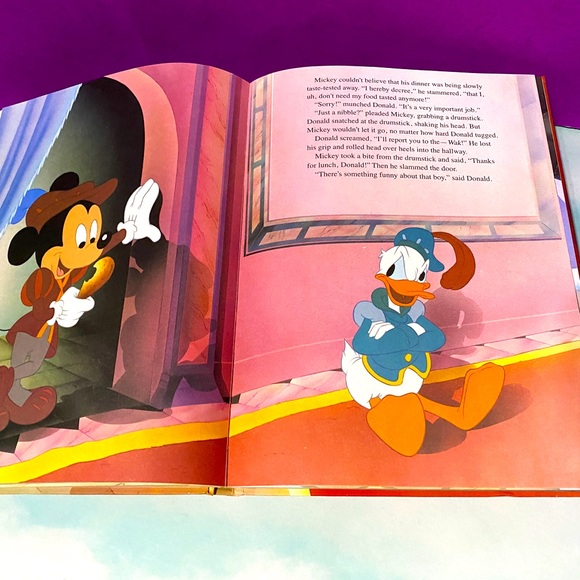 WALT DISNEY’S THE PRINCE AND THE PAUPER VTG 1990 HARDCOVER BOOK 96p GALLERY BOOK - Picture 11 of 16